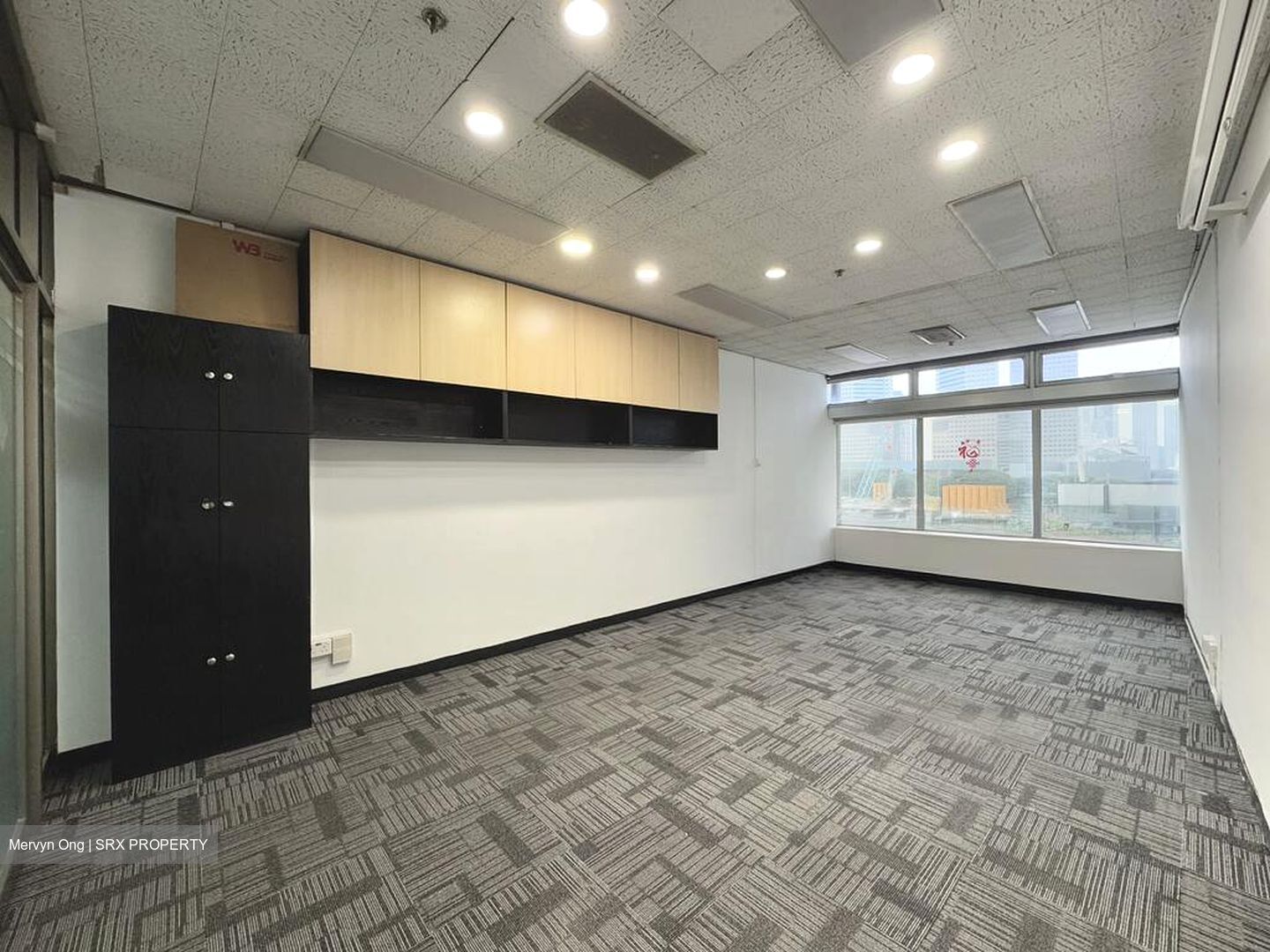 The Plaza (D7), Office #575417181